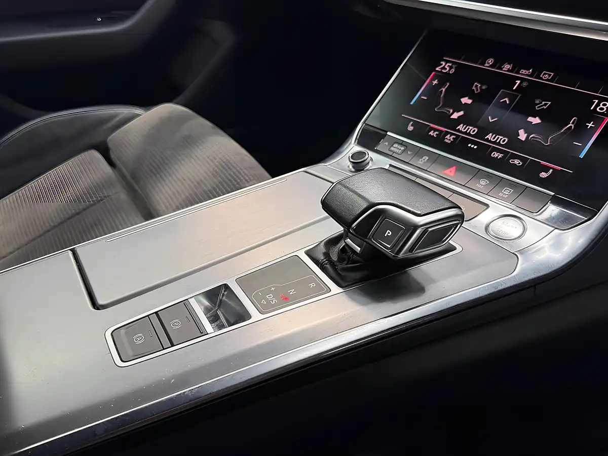 Used 2019 Audi A6 S Line Black - Interior and Exterior details 12