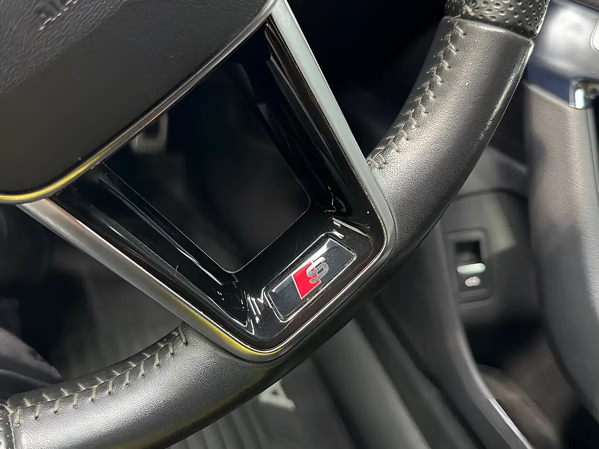 Used 2019 Audi A6 S Line Black - Interior and Exterior details 19