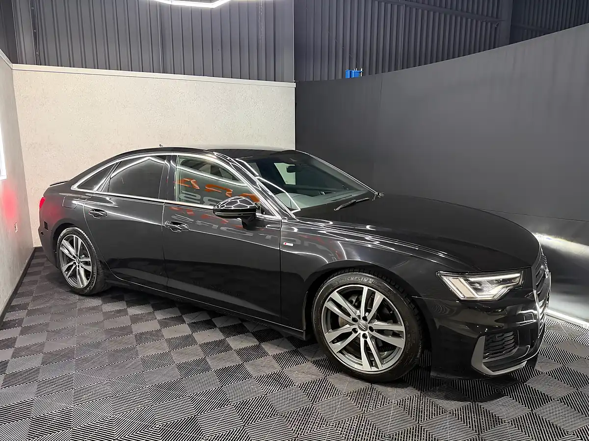 Used 2019 Audi A6 S Line Black - Interior and Exterior details 7