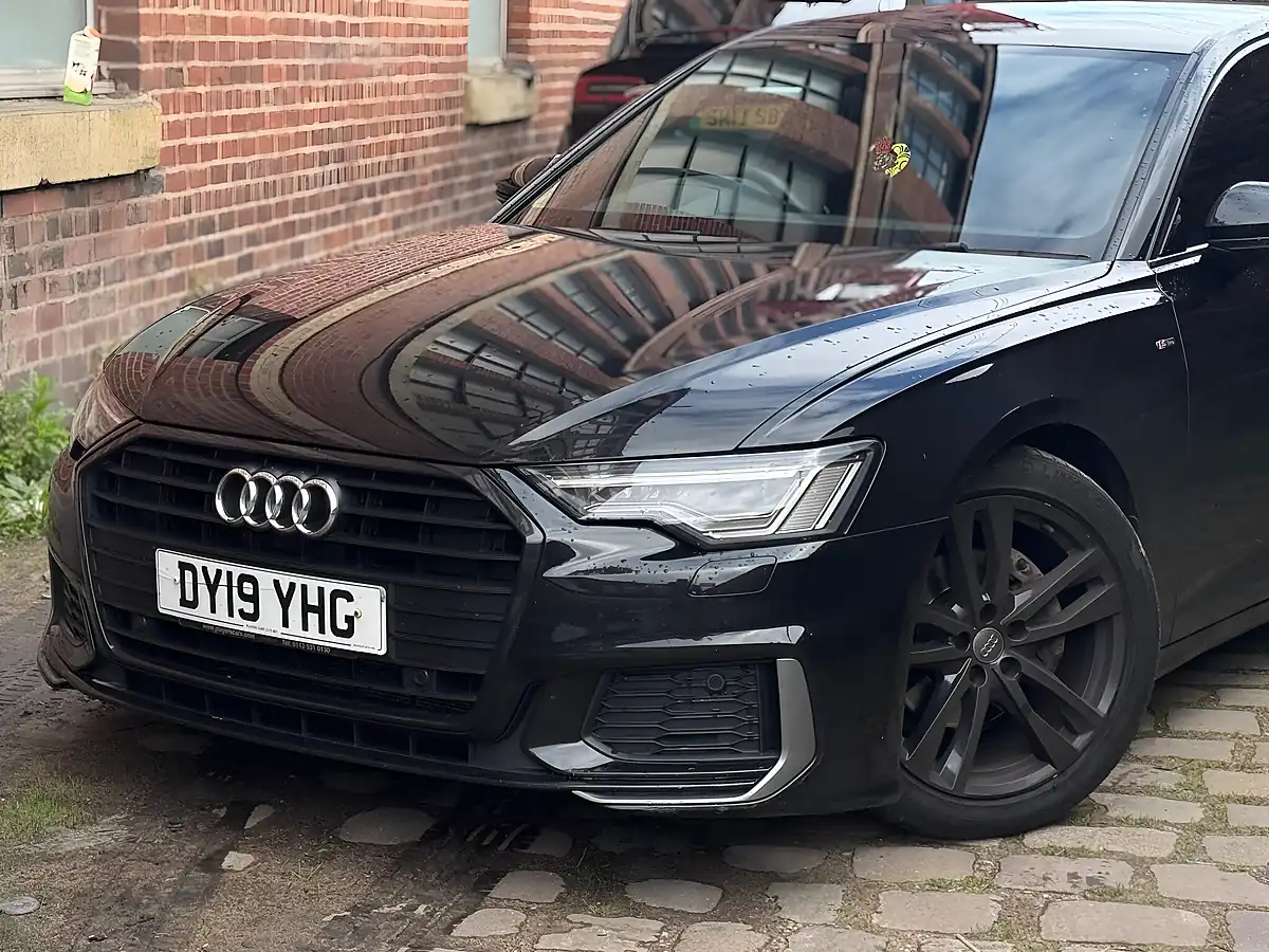Used 2019 Audi A6 S Line Black - Interior and Exterior details 5