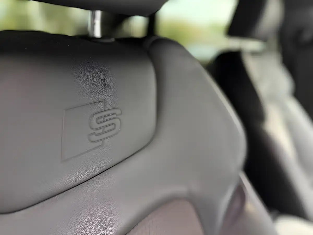 Used 2019 Audi A6 S Line Black - Interior and Exterior details 14