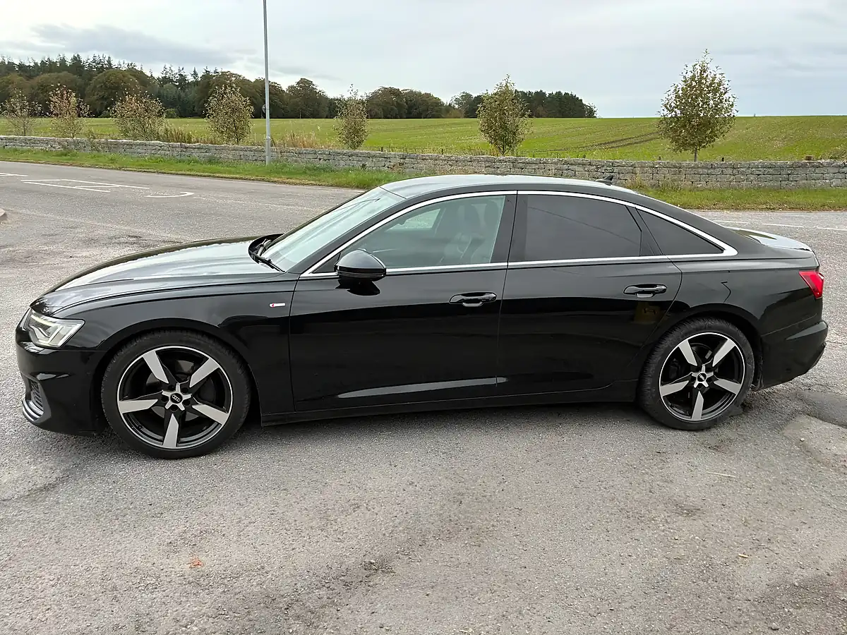 Used 2019 Audi A6 S Line Black - Interior and Exterior details 3