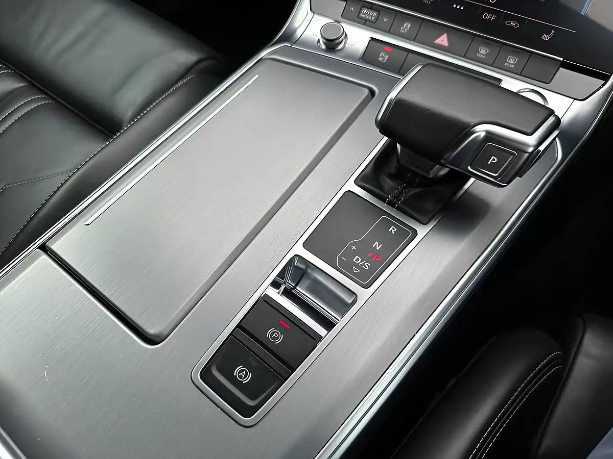 Used 2019 Audi A6 S Line Black - Interior and Exterior details 17