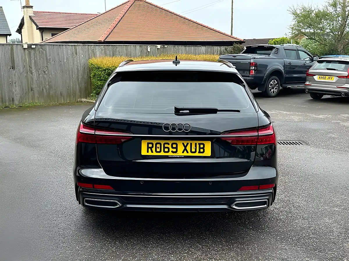 Used 2019 Audi A6 S Line Black - Interior and Exterior details 6