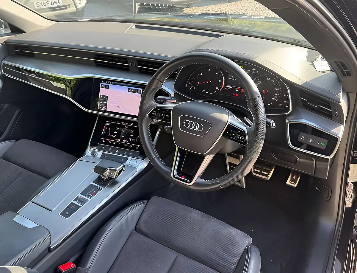 Used 2019 Audi A6 S Line Brilliant Black - Interior and Exterior details 10