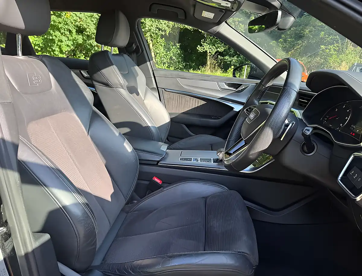 Used 2019 Audi A6 S Line Brilliant Black - Interior and Exterior details 11