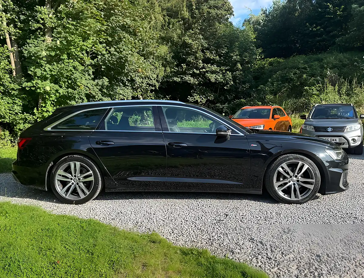 Used 2019 Audi A6 S Line Brilliant Black - Interior and Exterior details 2
