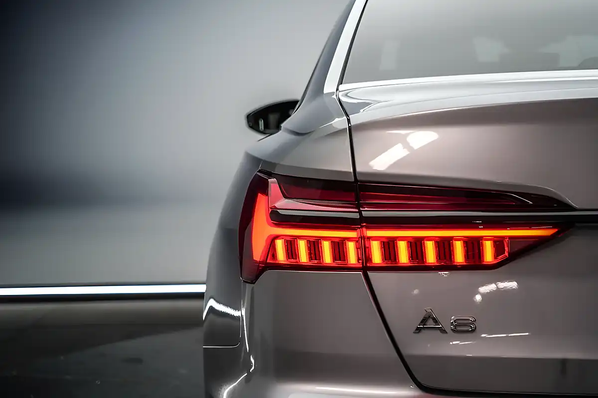 Used 2019 Audi A6 Saloon Black Edition Silver - Interior and Exterior details 10