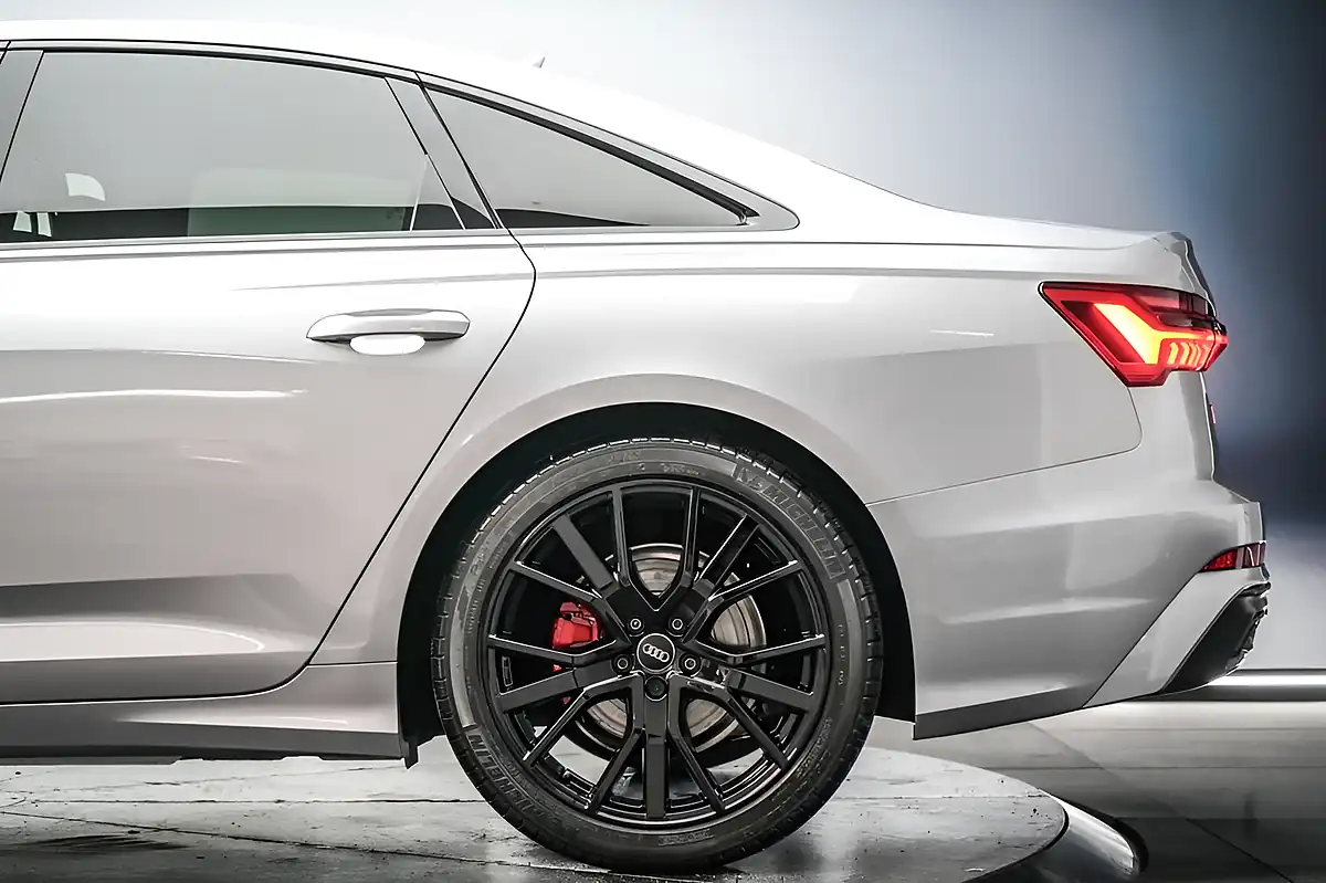 Used 2019 Audi A6 Saloon Black Edition Silver - Interior and Exterior details 11