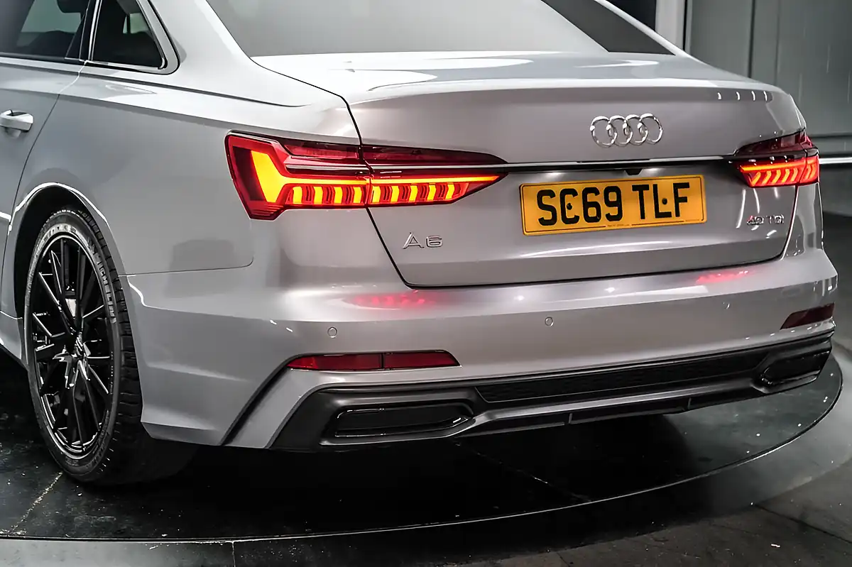 Used 2019 Audi A6 Saloon Black Edition Silver - Interior and Exterior details 12