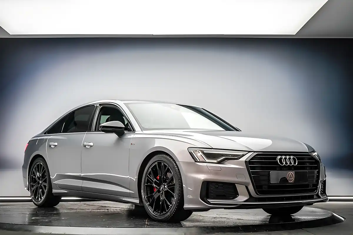 Used 2019 Audi A6 Saloon Black Edition Silver - Interior and Exterior details 5