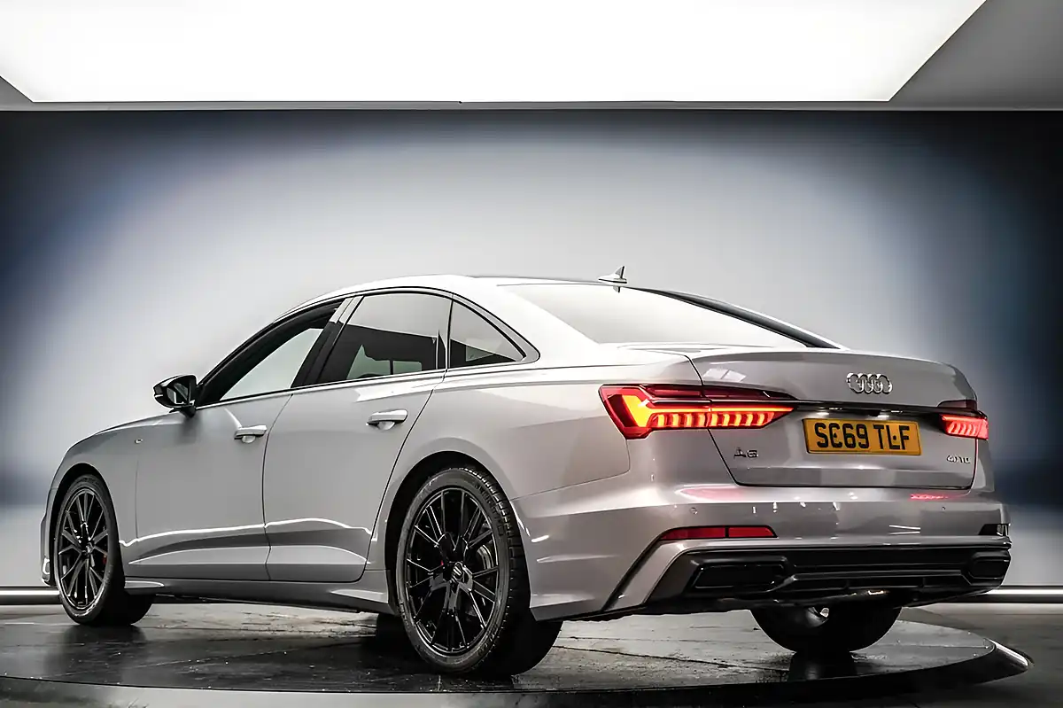 Used 2019 Audi A6 Saloon Black Edition Silver - Interior and Exterior details 7
