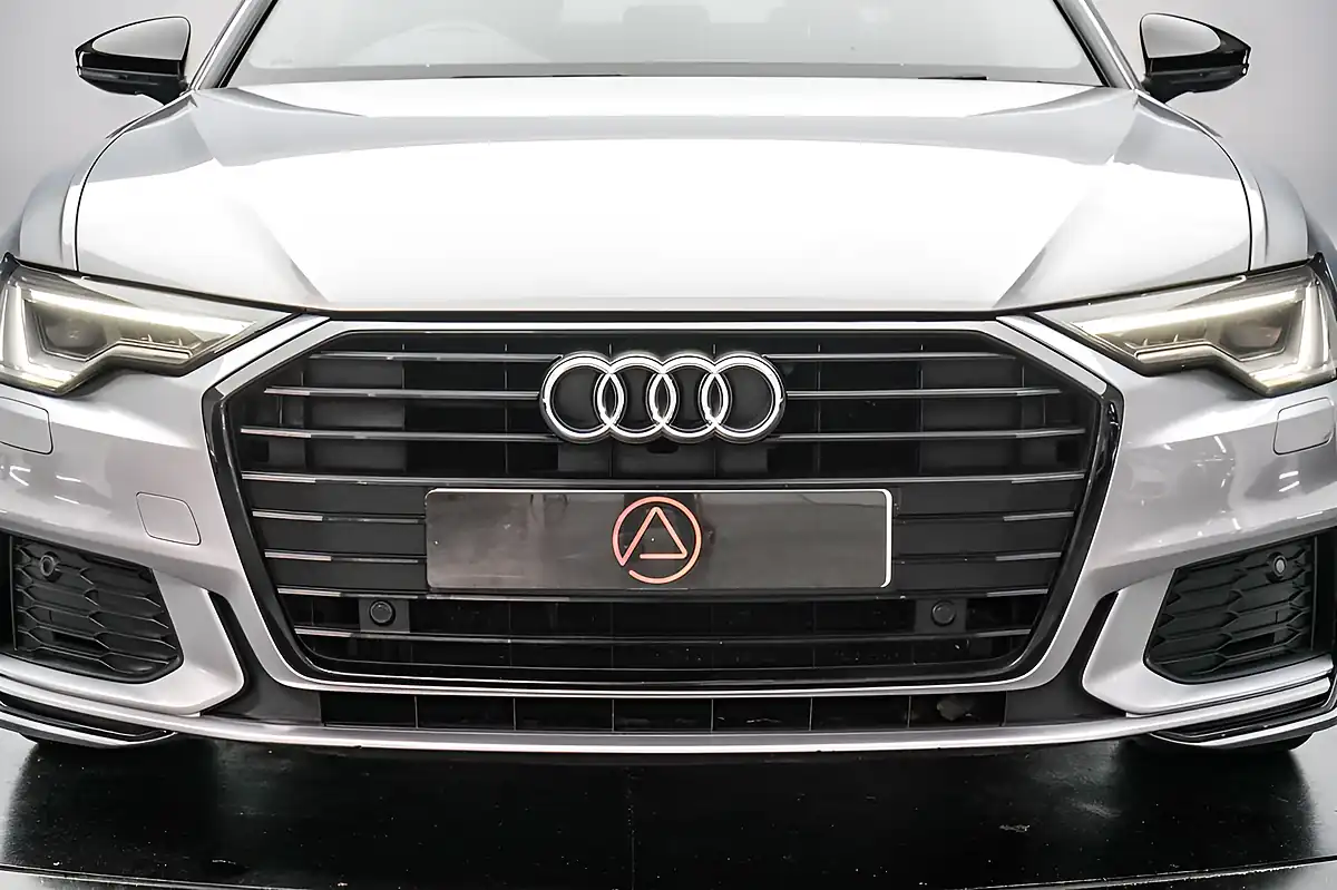 Used 2019 Audi A6 Saloon Black Edition Silver - Interior and Exterior details 8