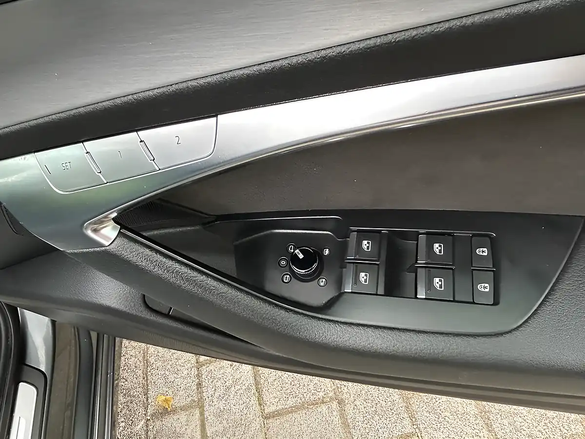 Used 2019 Audi A6 Saloon S Line Grey - Interior and Exterior details 16