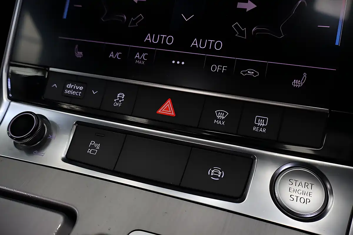 Used 2019 Audi A6 Saloon S Line White - Interior and Exterior details 10