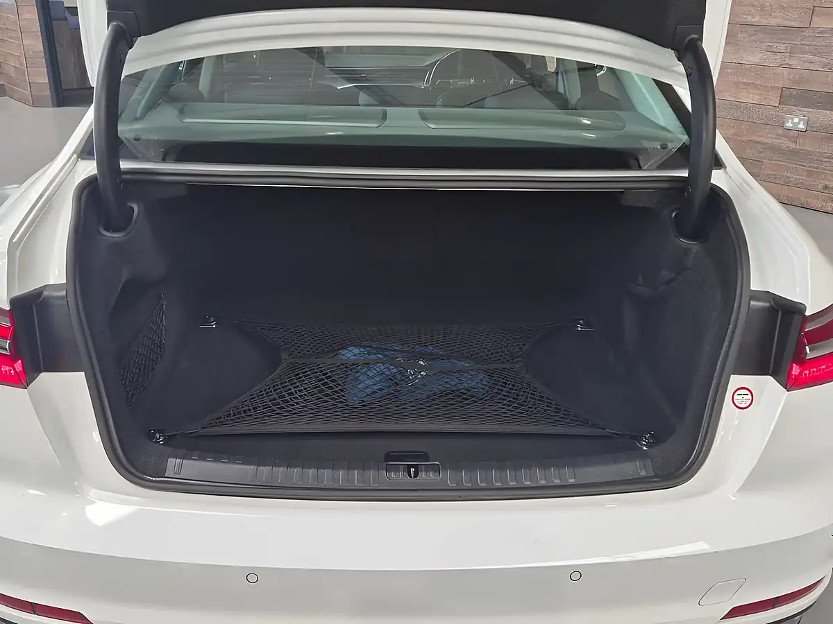 Used 2019 Audi A6 Saloon Sport White - Interior and Exterior details 13