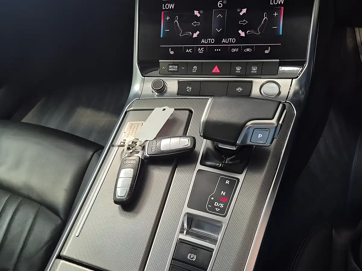 Used 2019 Audi A6 Saloon Sport White - Interior and Exterior details 17