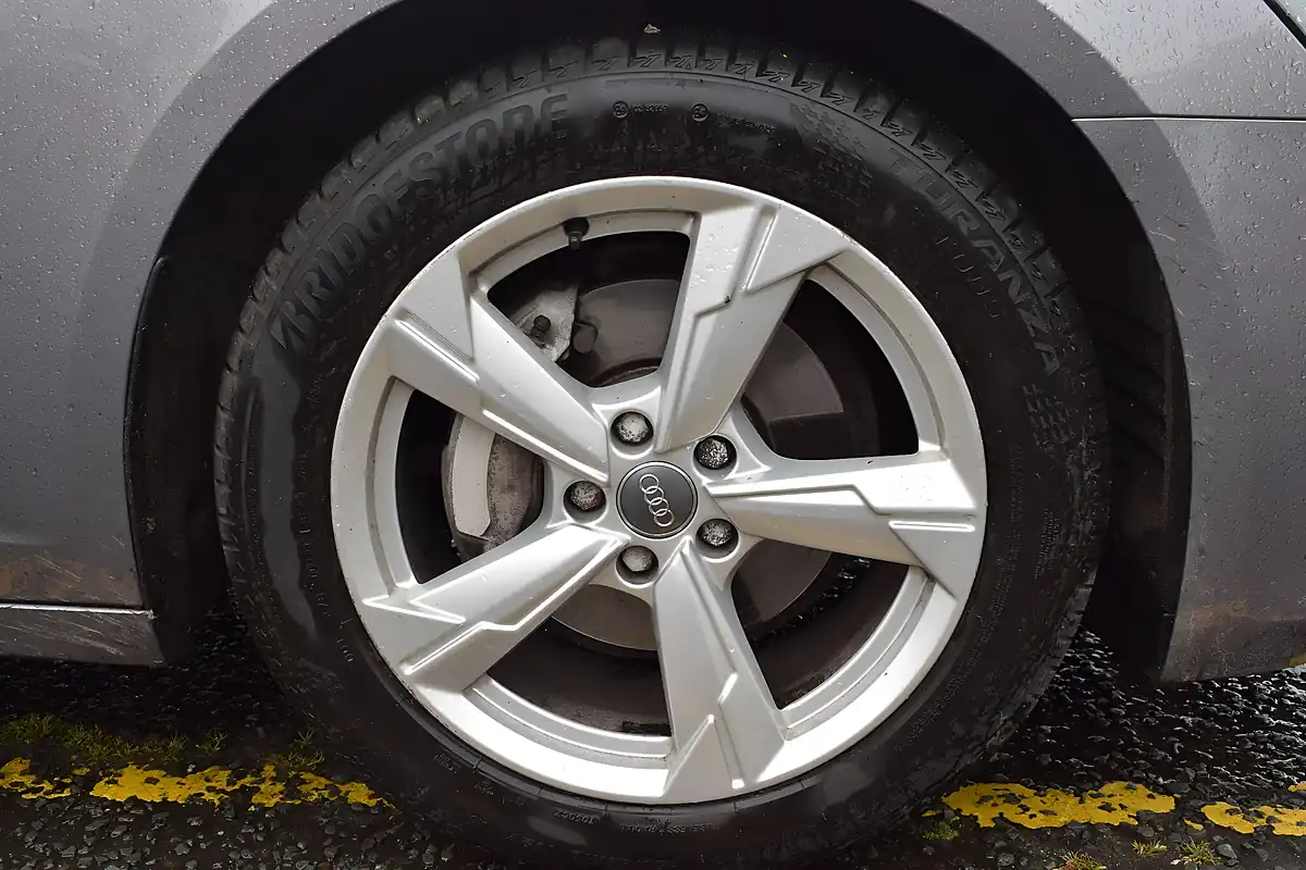 Used 2019 Audi A6 Sport Grey - Interior and Exterior details 14
