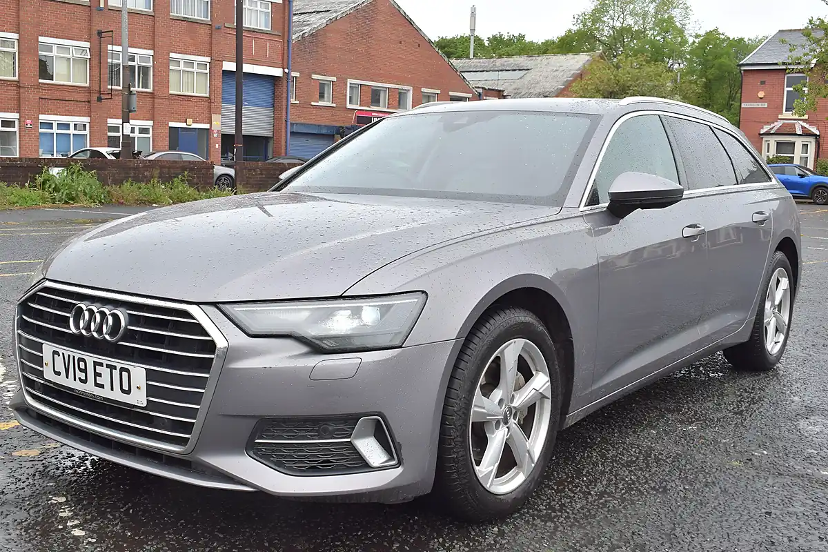 Used 2019 Audi A6 Sport Grey - Interior and Exterior details 6