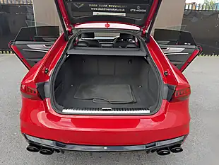 Used 2019 Audi A7 S Line Red - Interior and Exterior details 10