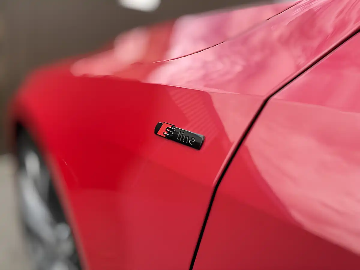 Used 2019 Audi A7 S Line Red - Interior and Exterior details 17