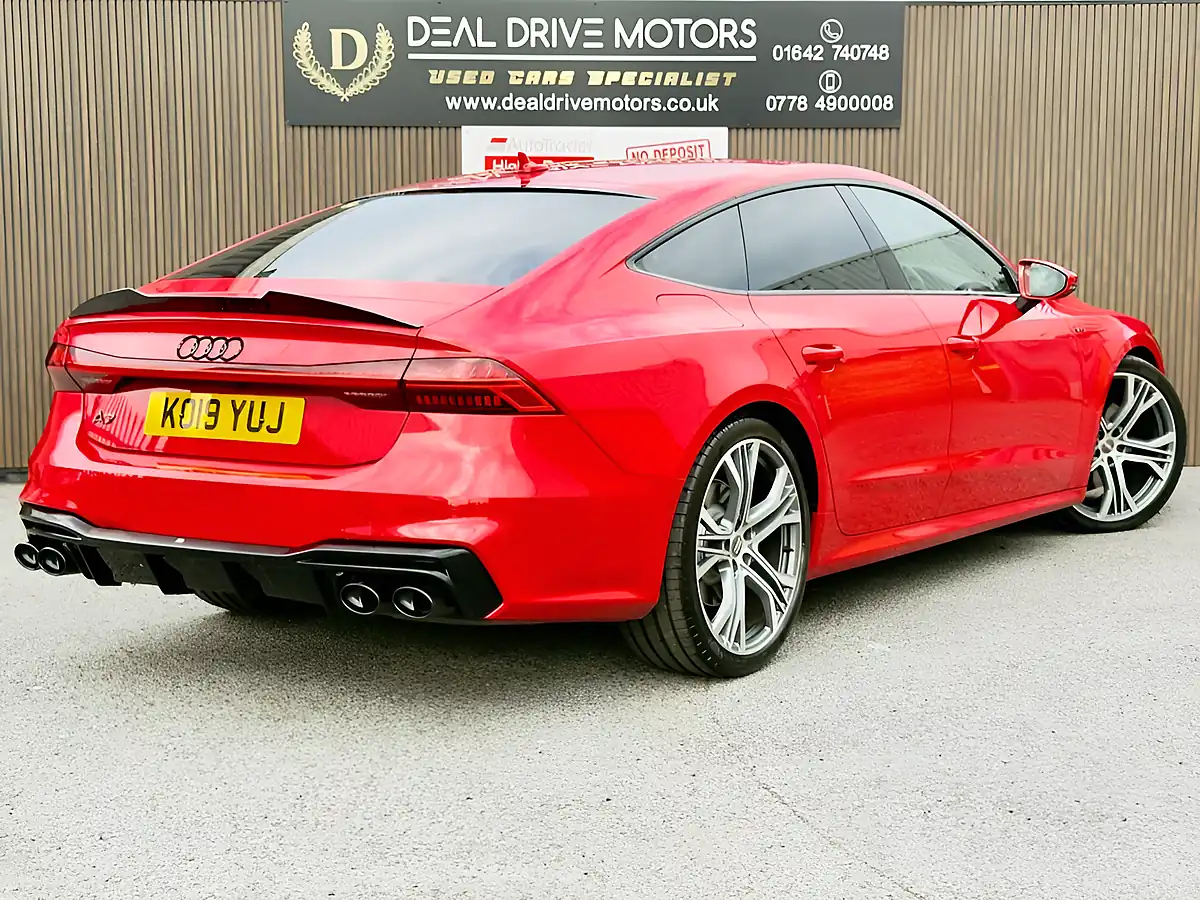 Used 2019 Audi A7 S Line Red - Interior and Exterior details 8