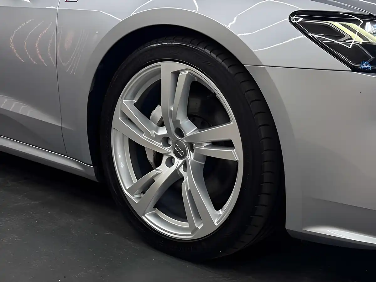 Used 2019 Audi A7 S Line Silver - Interior and Exterior details 14