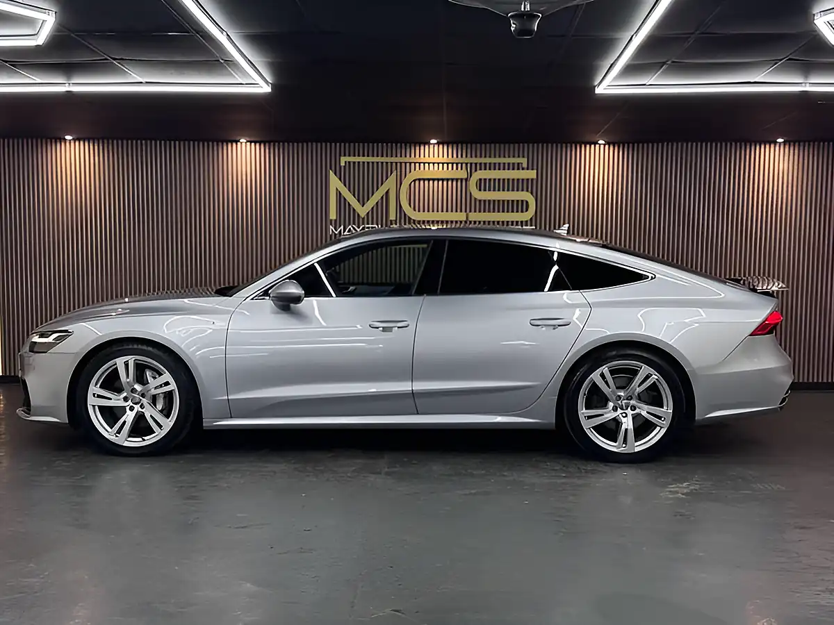 Used 2019 Audi A7 S Line Silver - Interior and Exterior details 8