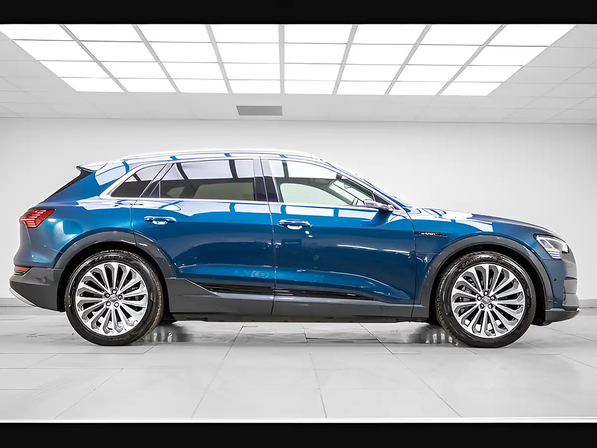 Used 2019 Audi E-Tron 55 Auto Quattro Blue - Interior and Exterior details 7