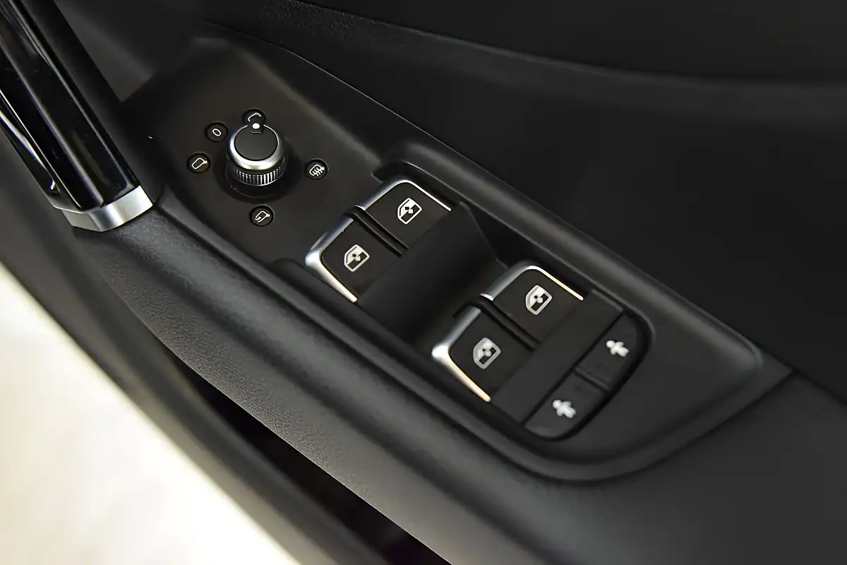 Used 2019 Audi Q2 Black Edition Black - Interior and Exterior details 10