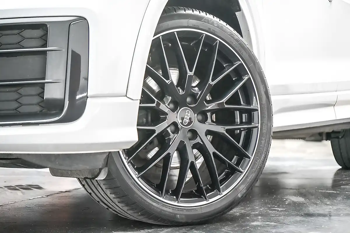 Used 2019 Audi Q2 Black Edition White - Interior and Exterior details 2