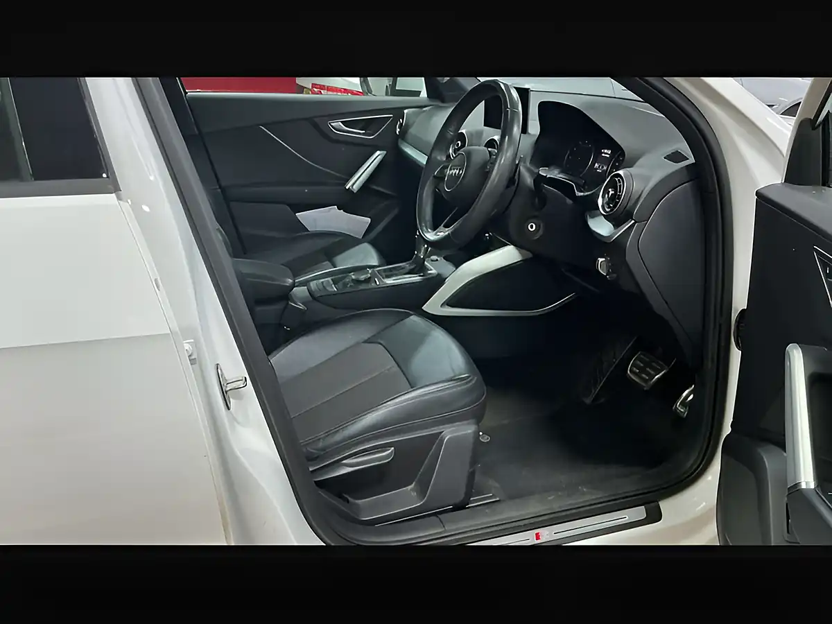 Used 2019 Audi Q2 S Line White - Interior and Exterior details 10