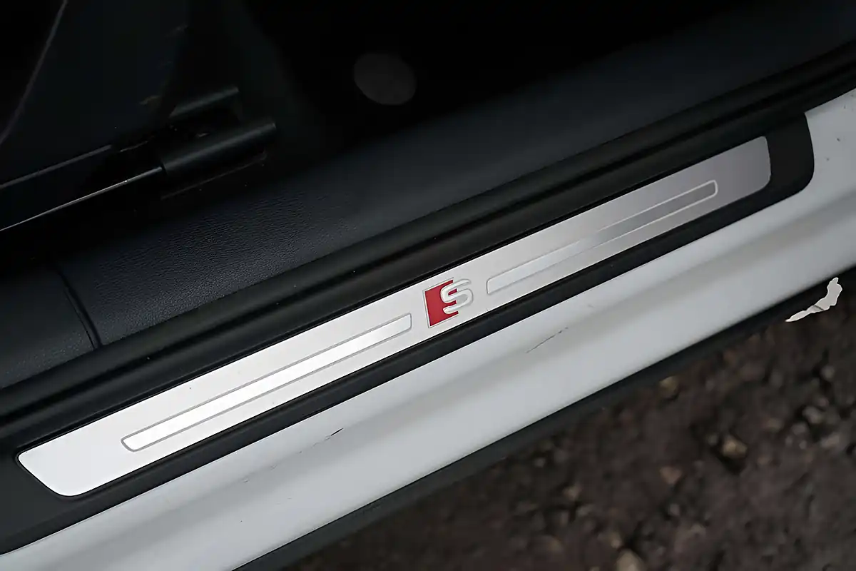 Used 2019 Audi Q2 S Line White - Interior and Exterior details 13
