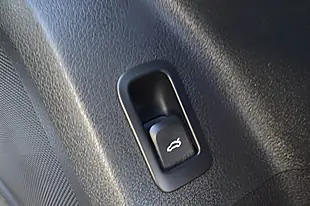 Used 2019 Audi Q2 S Line White - Interior and Exterior details 7