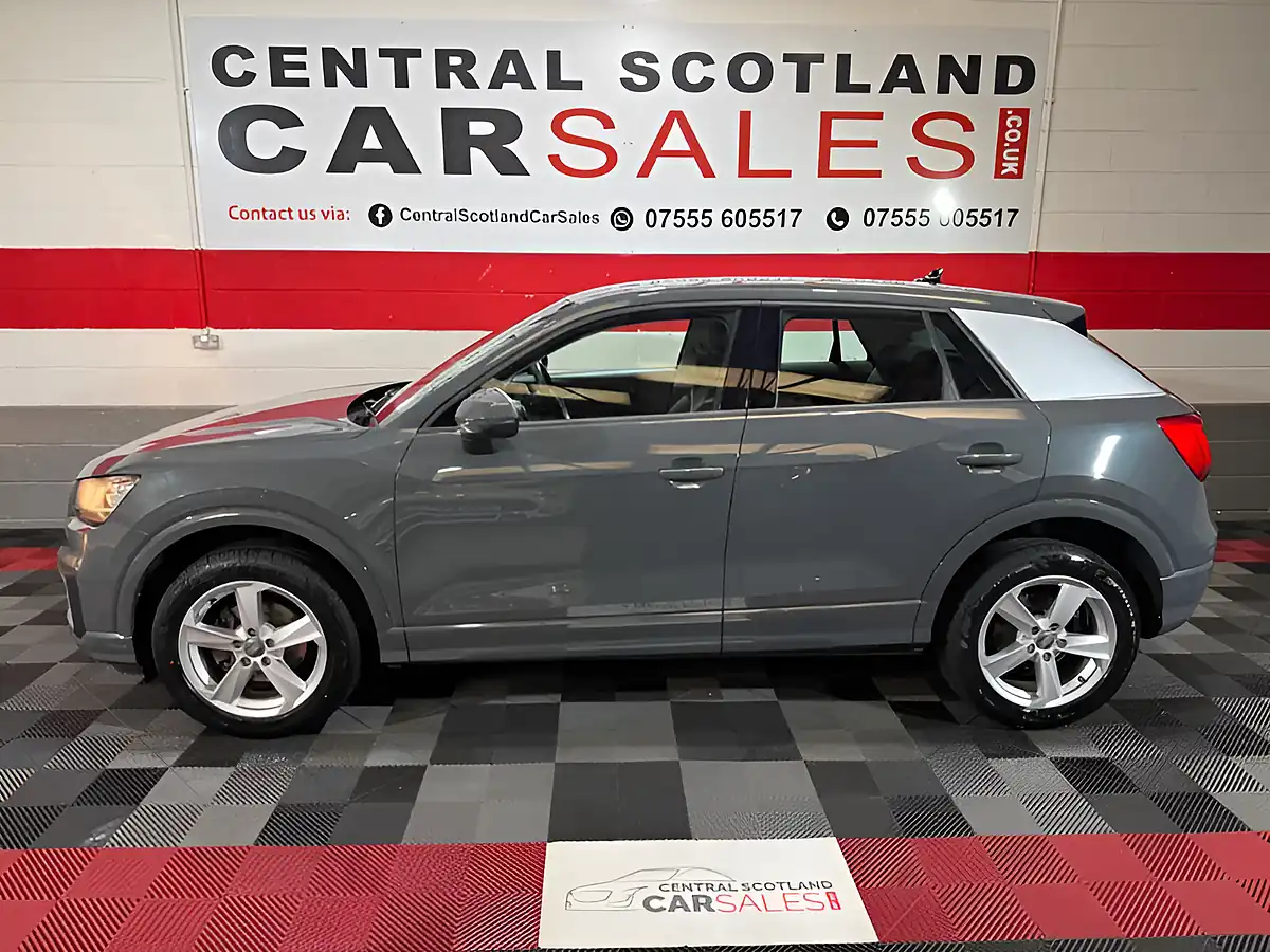 Used 2019 Audi Q2 Sport Grey - Interior and Exterior details 4