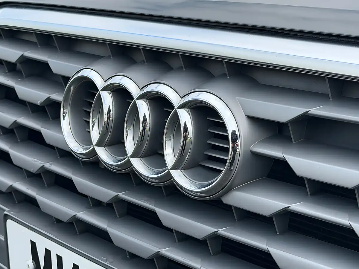 Used 2019 Audi Q2 Sport Grey - Interior and Exterior details 7
