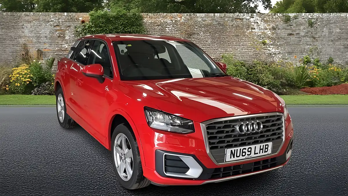 Used 2019 Audi Q2 Sport Red - Front View