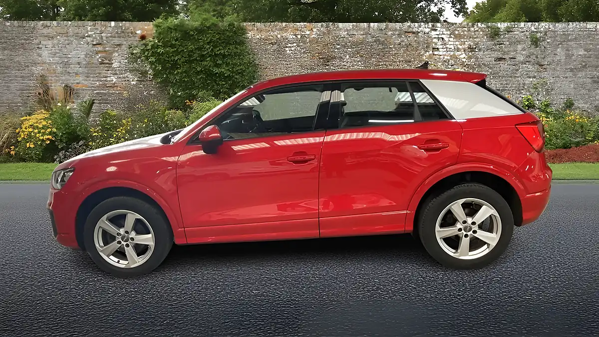 Used 2019 Audi Q2 Sport Red - Interior and Exterior details 8