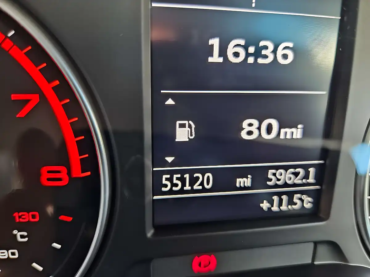 Used 2019 Audi Q2 Sport White - Interior and Exterior details 10