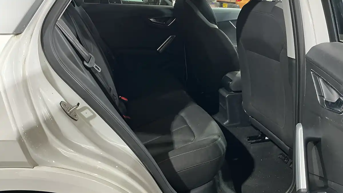 Used 2019 Audi Q2 Sport White - Interior and Exterior details 17