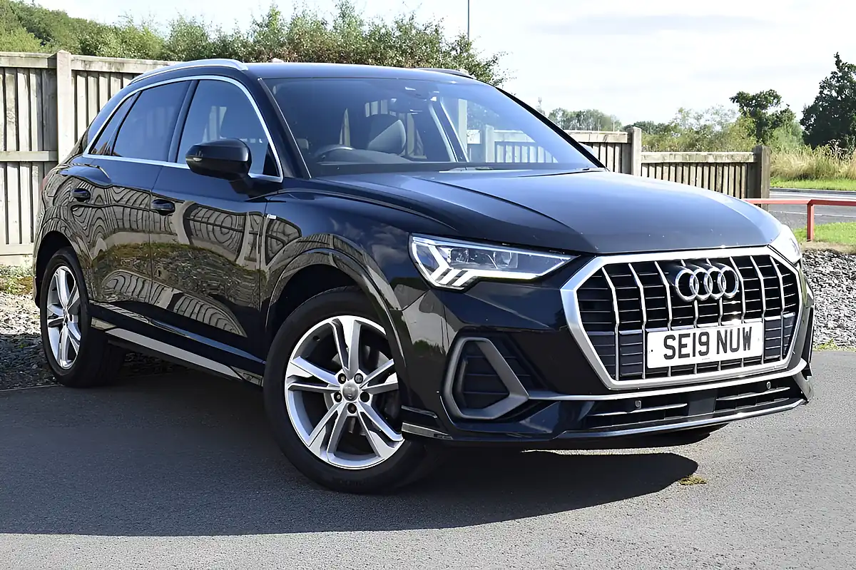 Used 2019 Audi Q3 S Line Black - Front View
