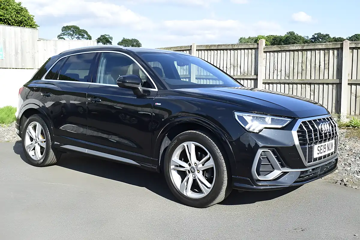 Used 2019 Audi Q3 S Line Black - Interior and Exterior details 4