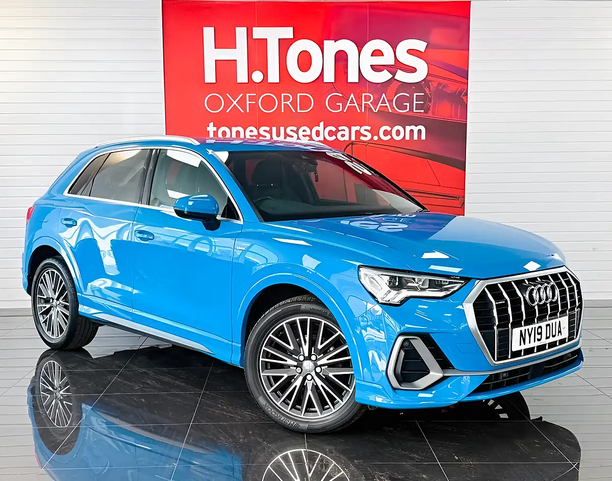 Used 2019 Audi Q3 S Line Blue - Front View