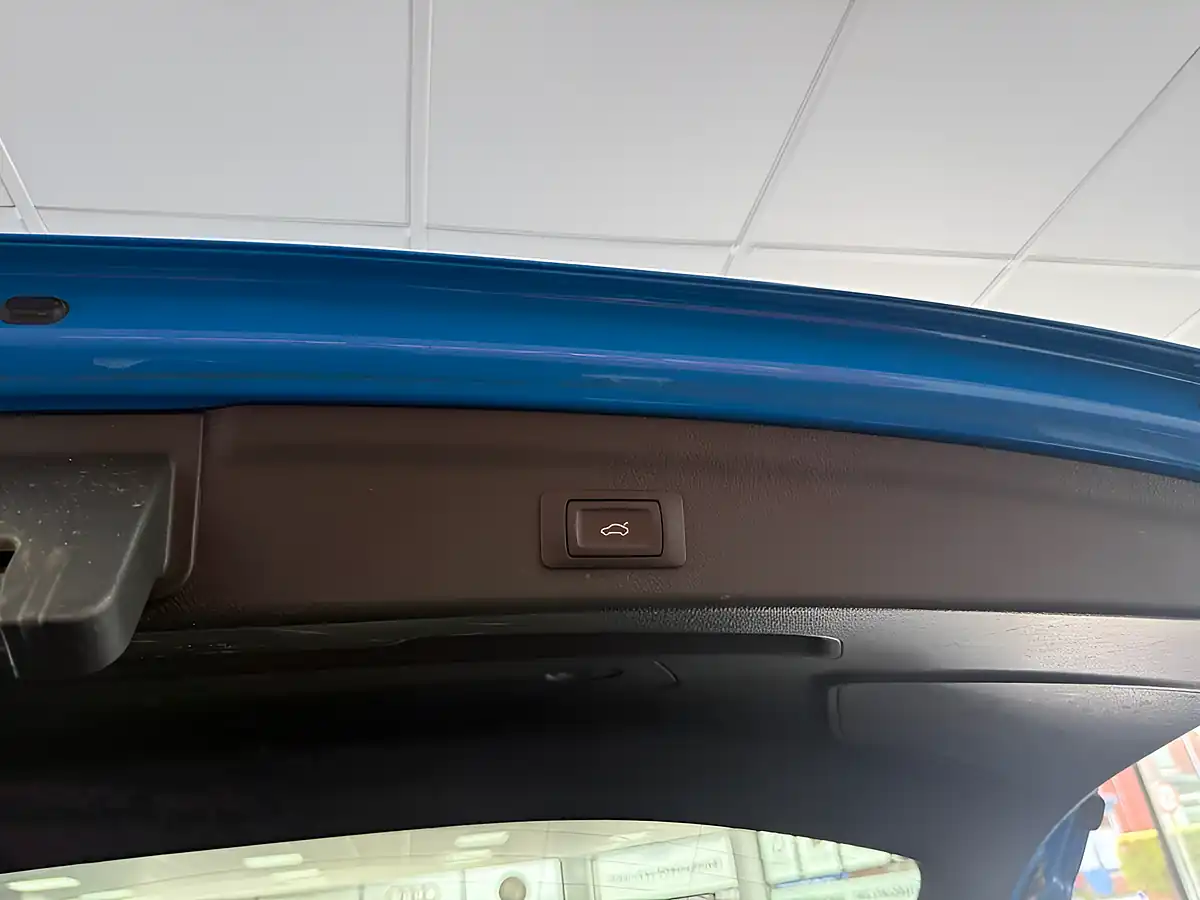 Used 2019 Audi Q3 S Line Blue - Interior and Exterior details 10