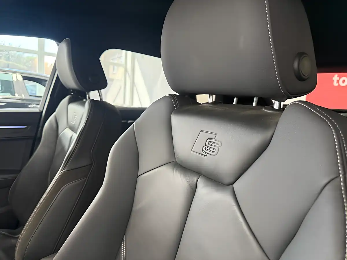 Used 2019 Audi Q3 S Line Blue - Interior and Exterior details 12