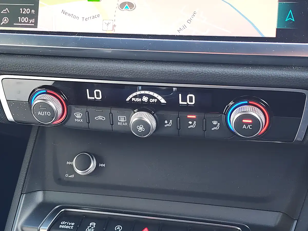 Used 2019 Audi Q3 S Line Blue - Interior and Exterior details 12