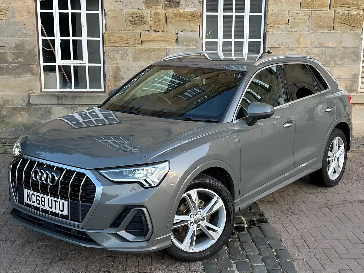 Used 2019 Audi Q3 S Line Grey - Interior and Exterior details 7