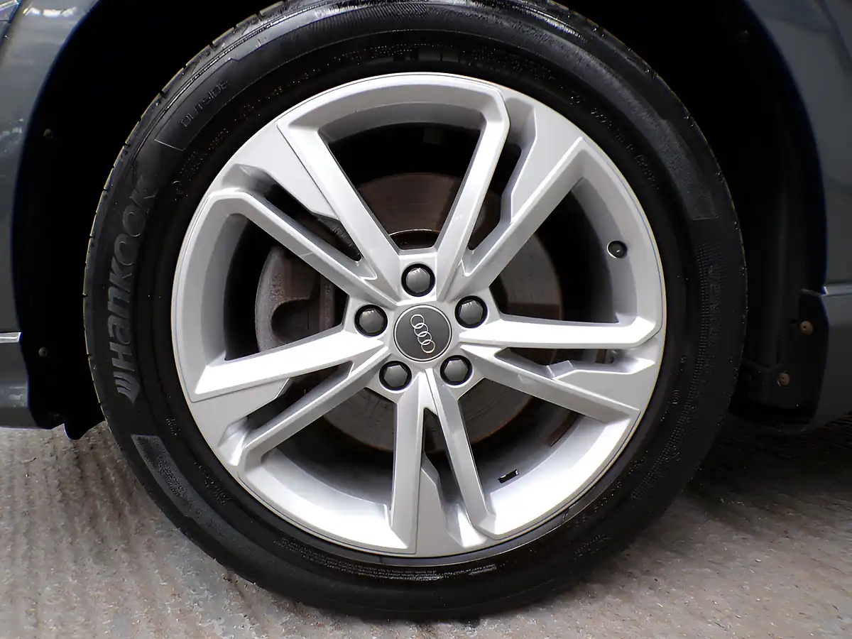 Used 2019 Audi Q3 S Line Grey - Interior and Exterior details 10