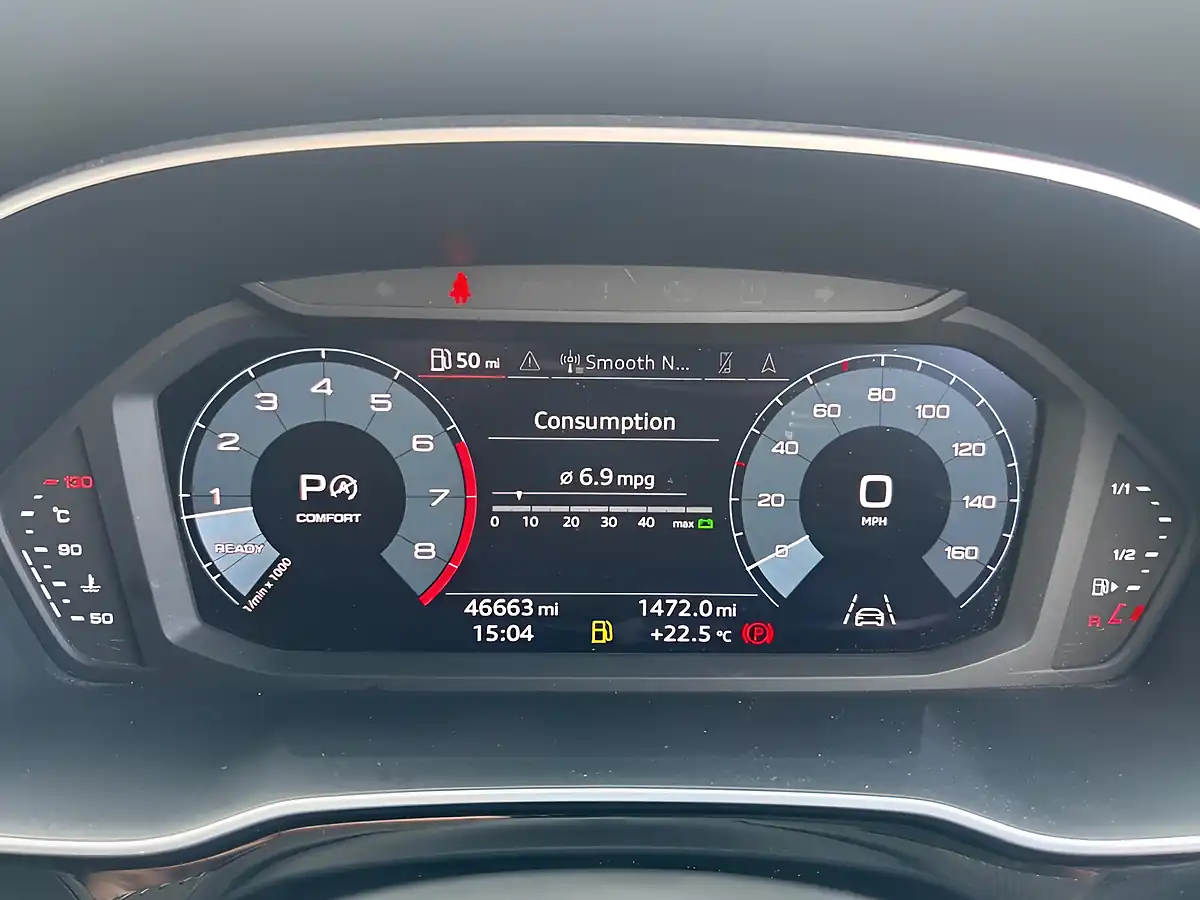 Used 2019 Audi Q3 S-Line Turbo Blue - Interior and Exterior details 11