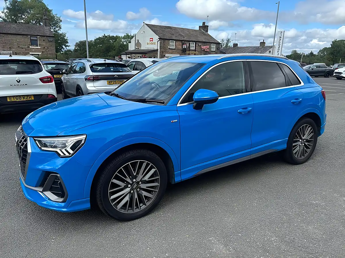Used 2019 Audi Q3 S-Line Turbo Blue - Interior and Exterior details 8